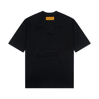 Versatile large logo T-shirt