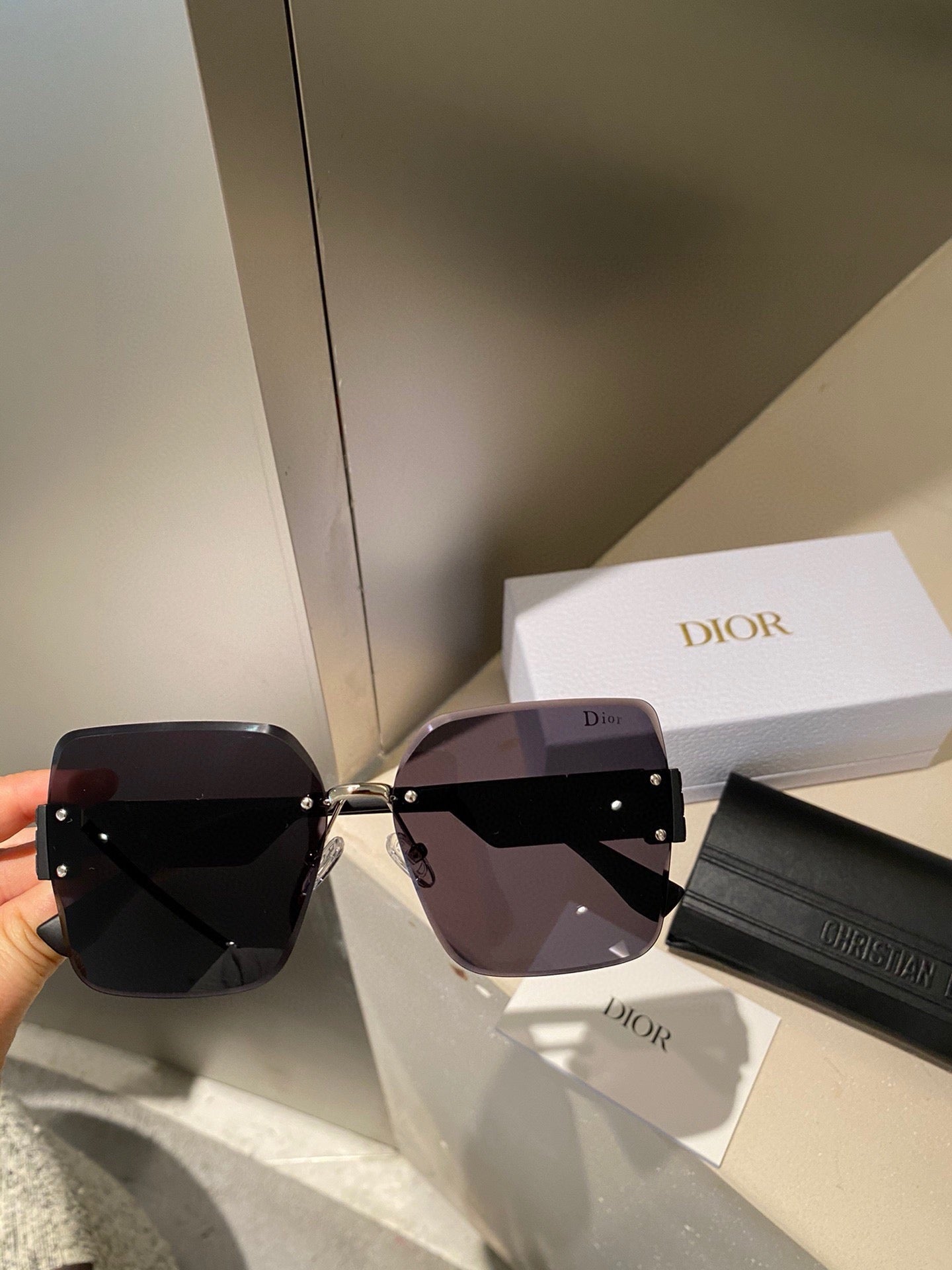 24 fashion sunglasses