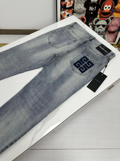 Premium vintage distressed blue jeans