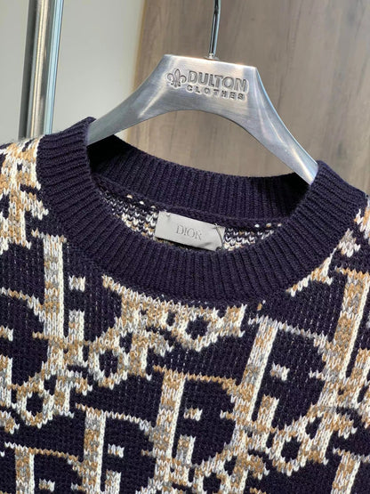 Crew Neck All Over Print Wool Yarn Sweater