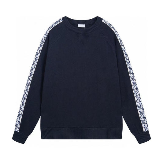 Classic woven pullover sweater.