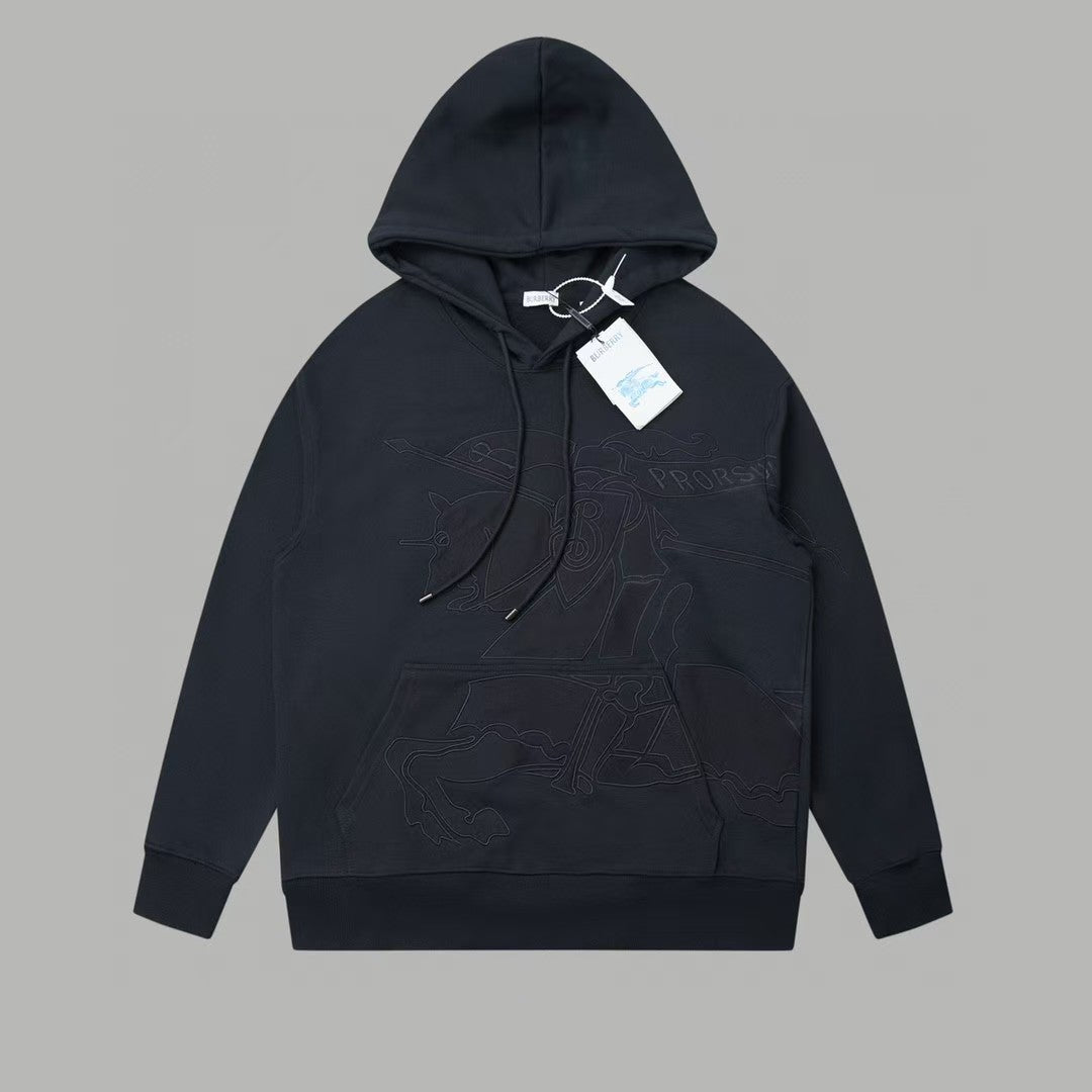 Early Autumn New Product: Embroidered Hoodie with Patchwork