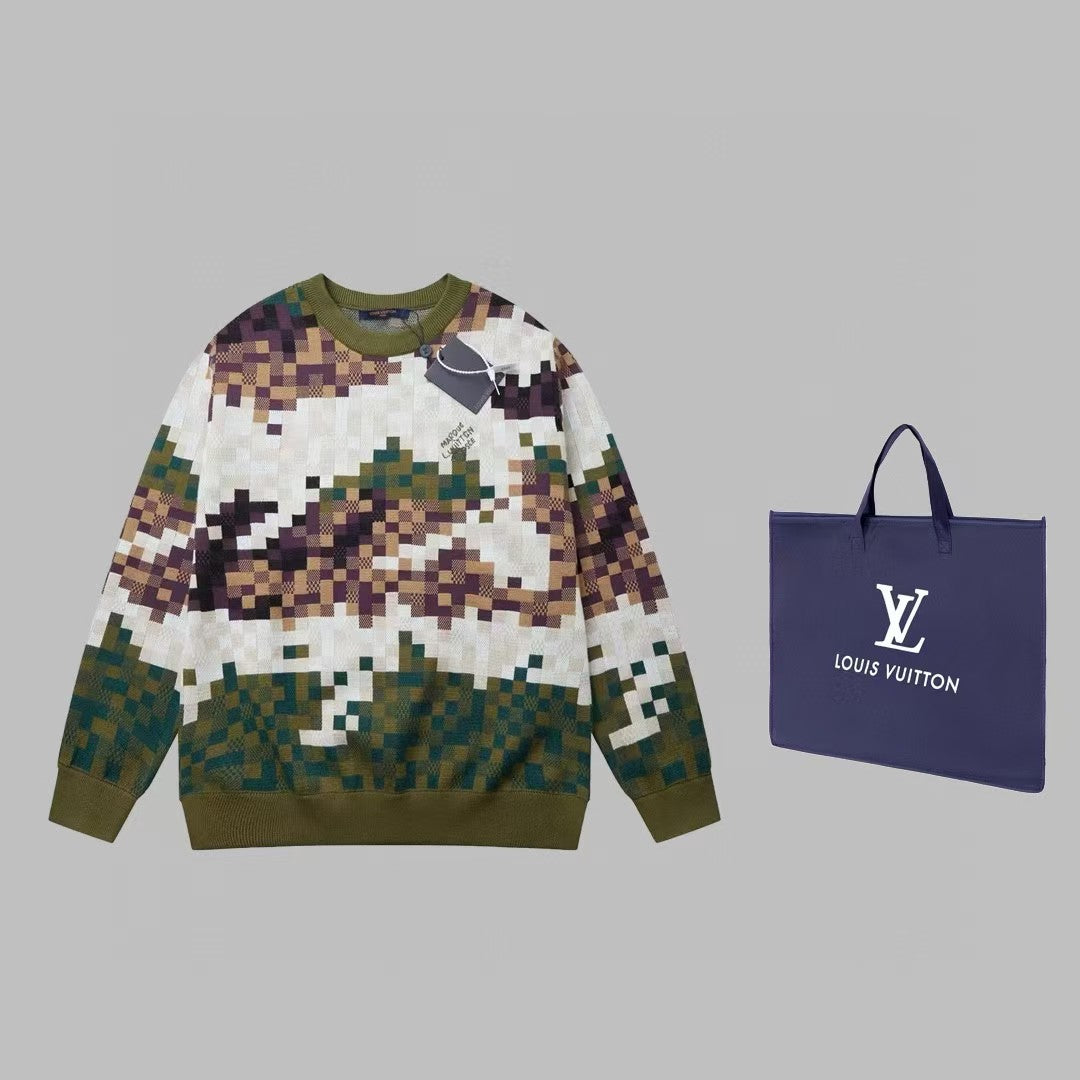 Camouflage willow nail jacquard woven round neck pullover sweater