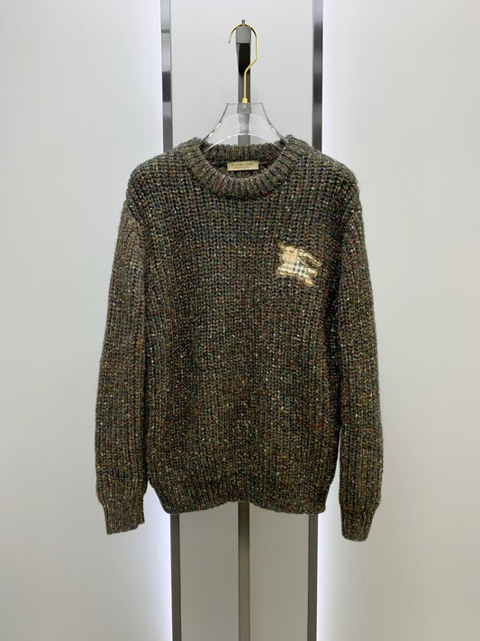 New autumn and winter sweaters