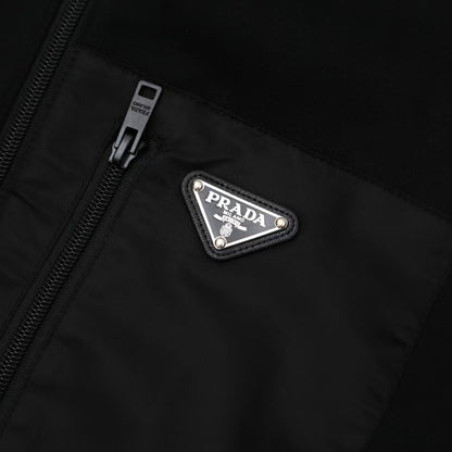 Triangle zipper hooded jacket