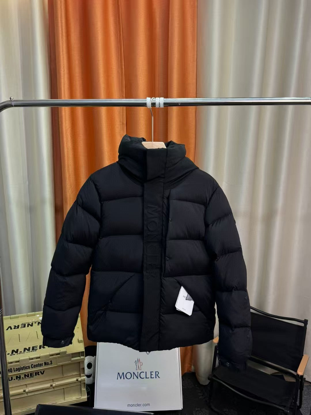 Three color short down jacket