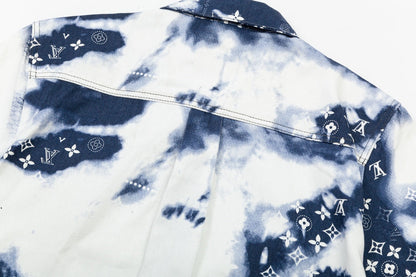 Elegant or casual tie-dye denim short-sleeve shirt with delicate print